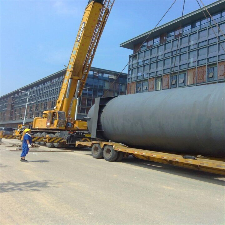 华南热作学院大型吊车租赁公司