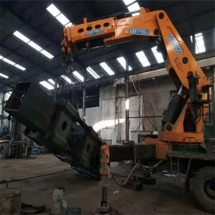 华南热作学院折臂吊出租怎么收费