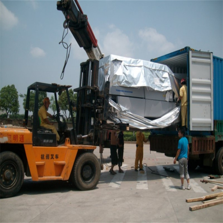 华南热作学院物流仓库装卸随车吊租赁服务优势与选择指南