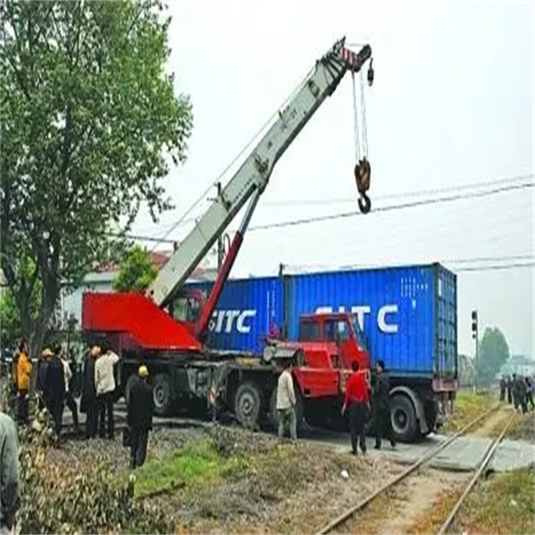 华南热作学院如何快速找到附近的吊车救援公司