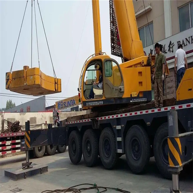 华南热作学院当地吊车出租|机器吊装|75吨|工厂搬迁服务